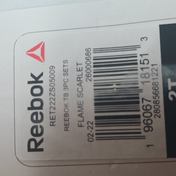 Kids Reebok shirt - Picture 5 of 5